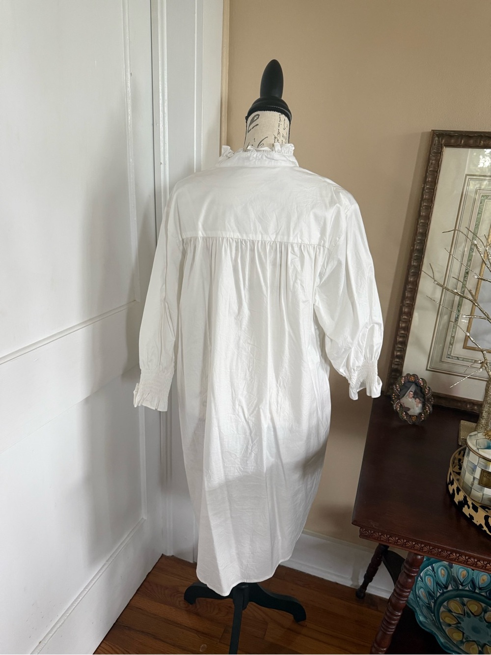 White Ruffle-Collar Long Sleeve Shirt Dress - Picture 3 of 10